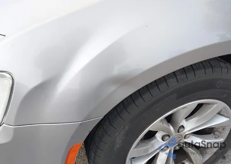 2015 Chrysler 300 Limited из США, поврежденный, VIN 2C3CCAAG6FH797465